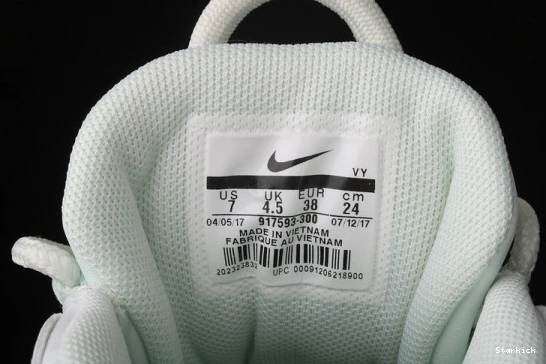 AIR NIKE 917593-300 “BARELY UPTEMPO MORE GREEN” 1019
